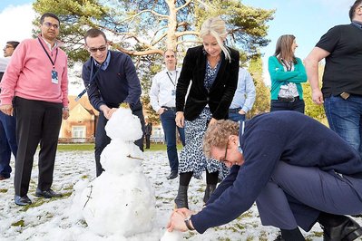 Corporate team building exercise photography outdoors by Josh Caius