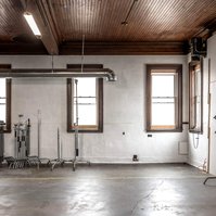 Overview of photo studio space available for daily rental with gear, lighting, grip, tethering station.