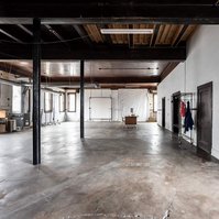 Overview of photo studio space available for daily rental with gear, lighting, grip, tethering station.