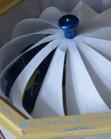 kathleen weldon, lamp, carrousel, magic spinning lamp, spinning lamp, rotating lamp