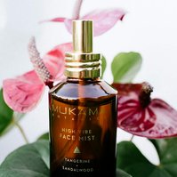 Portland Product Photographer Briana Cerezo Product Photography Cosmetic Photography Mukama Botanicals PDX Product Photographer