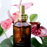Portland Product Photographer Briana Cerezo Product Photography Cosmetic Photography Mukama Botanicals PDX Product Photographer