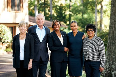 Candidate for Governor Peter Franchot posing for a political portrait with family.