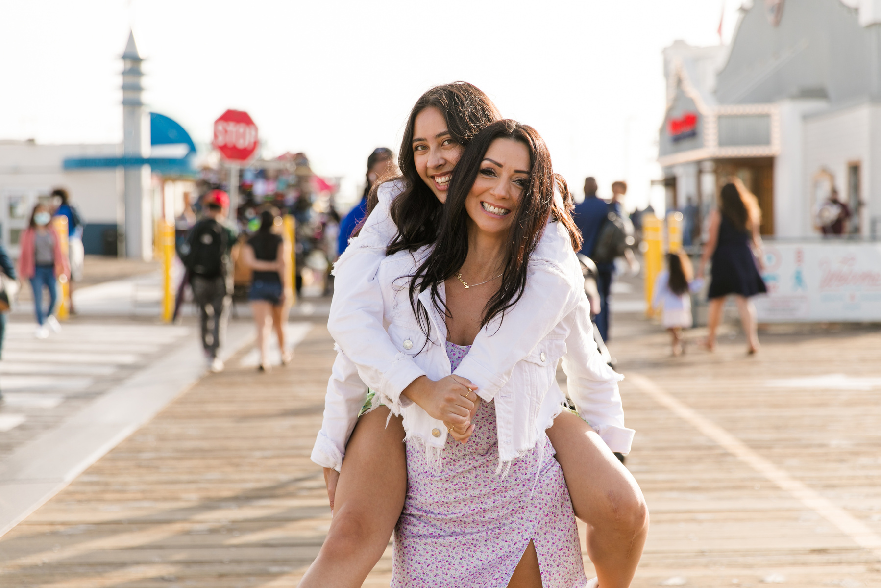 Mother and Daughter in Santa Monica, Santa Monica Pier, Santa Monica Photographer, Los Angeles Photographer, LA Photographer, Family Photos at Santa Monica Pier