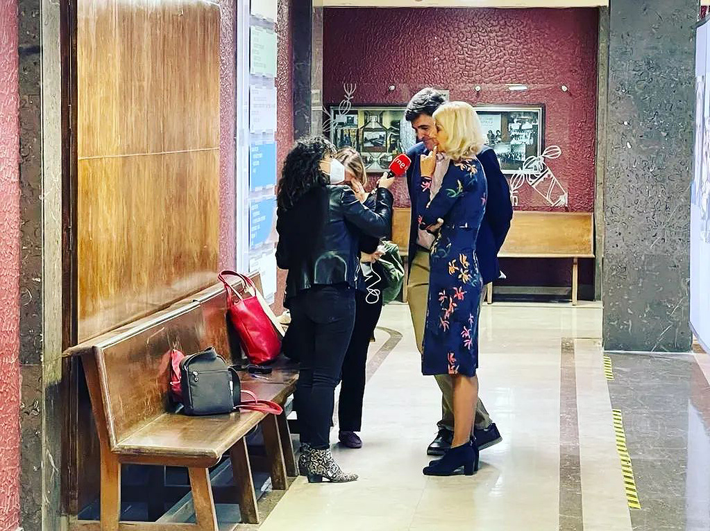 Exposición Apátridas: El laberinto de los invisibles, comisariada por Zara Fernández de Moya en la Facultad de Filología UCM