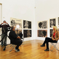 Zara Fernández de Moya, comisaria de la exposición "Por una biología de la imagen" en el Centro Gallego de Arte contemporáneo