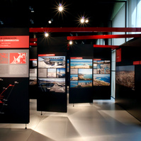 Exposición Yusur-Puentes: Paisaje y arquitectura en Marruecos y España, que formó parte del programa cultural de la Presidencia española de la Unión Europea