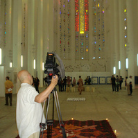Zara Fernández de Moya comisariando a ocho artistas españoles en la Primera Bienal de Casablanca en 2012
