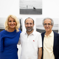 Exposición La Acera, de Asghar Farhadi, en Santiago de Compostela. Centro Galego de Arte Contemporánea, comisariada por Zara Fernández de Moya