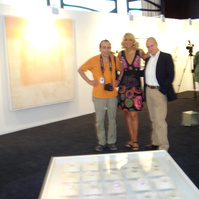 Zara Fernández de Moya comisariando a ocho artistas españoles en la Primera Bienal de Casablanca en 2012