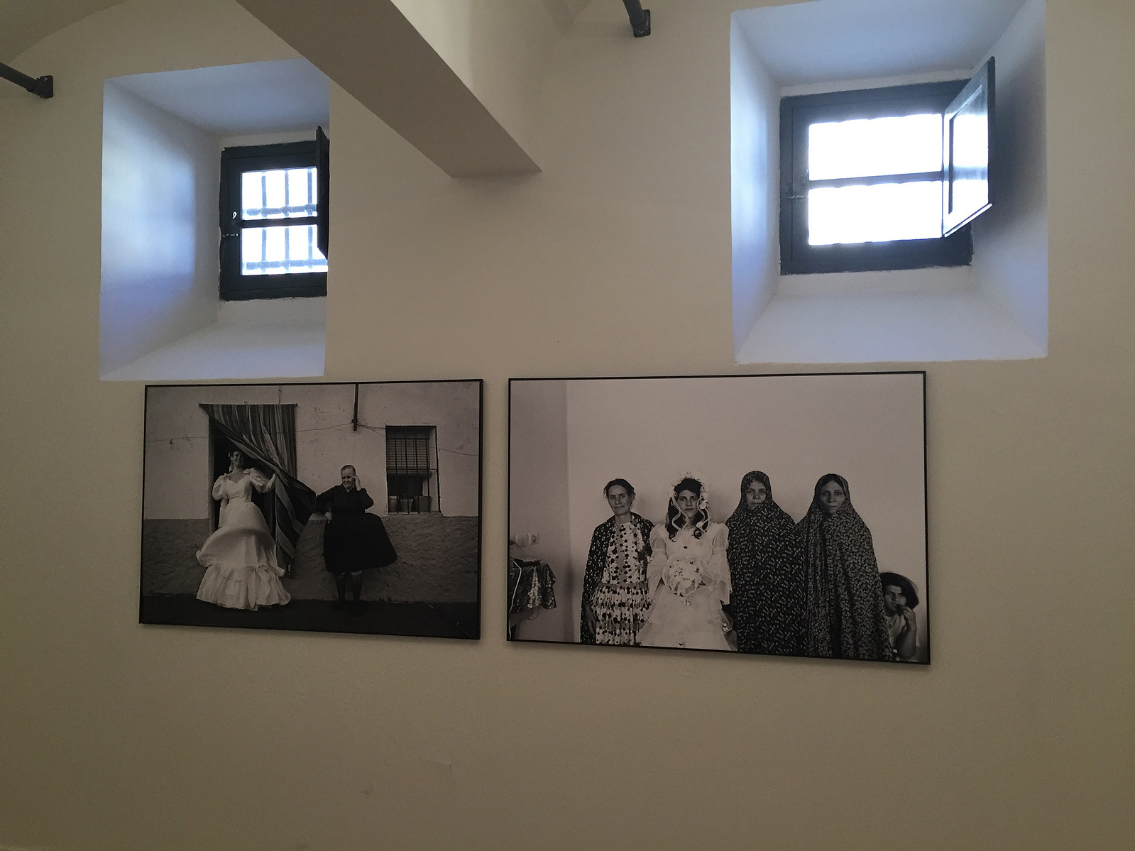 Exposición Miradas Paralelas. Irán-España: fotógrafas en el espejo en La Cárcel de Segovia