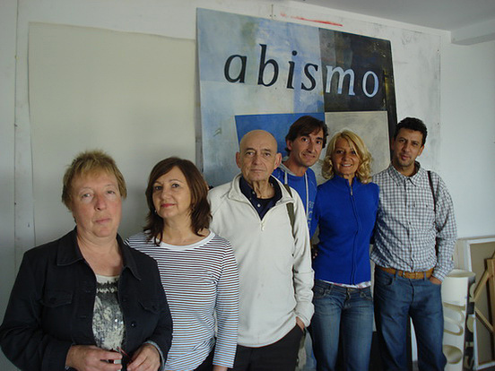 Zara Fernández de Moya comisariando a ocho artistas españoles en la residencia de Artistas de Ifiltry (Marruecos)