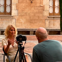 Zara Fernández de Moya, comisaria de la exposición "Trilogía del Alma" en la Fundación Vila Casas
