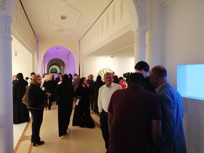 Instalación "Signos Mutantes" de Diego Moya en el encuentro anual de la SIAF - HORIZONTS de Sharjah