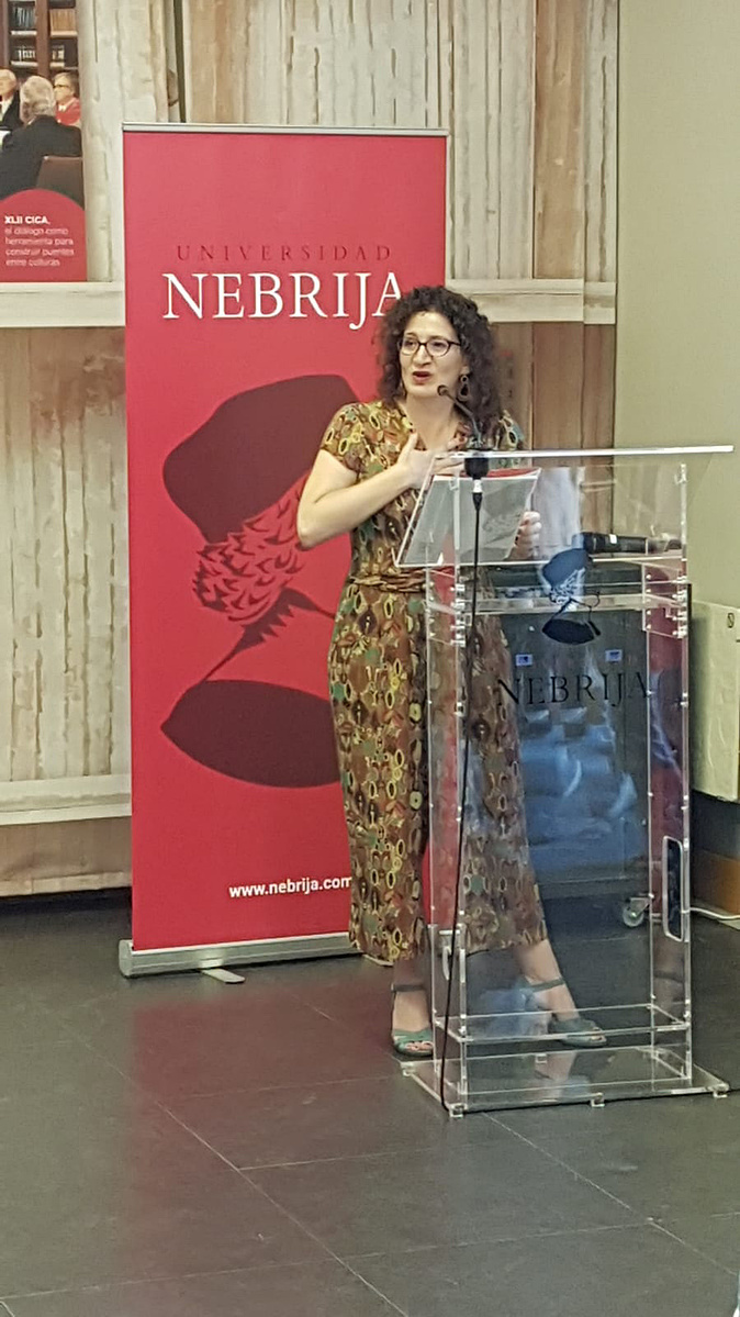 Exposición Apátridas: El laberinto de los invisibles, comisariada por Zara Fernández de Moya en la Universidad Nebrija