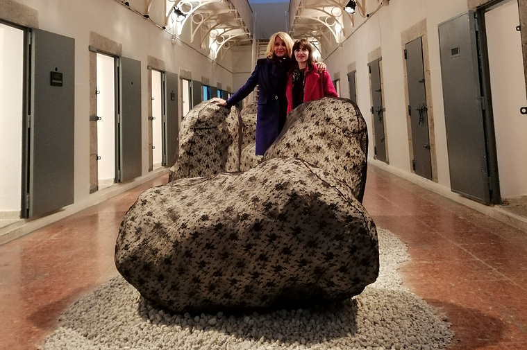 Soledad Córdoba y Zara Fernández de Moya en la exposición 