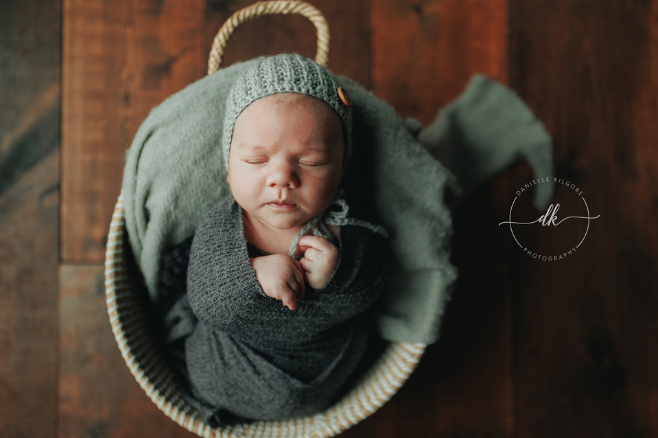 Guelph newborn photography