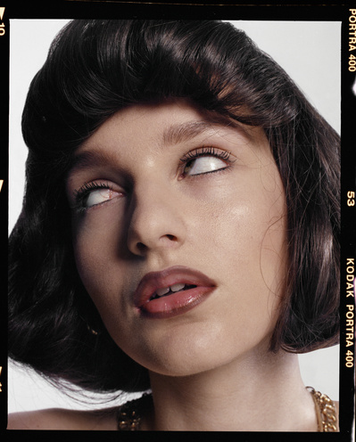 Lucy Leroy Photographe 
Paris
@lucy_leroy_marie
Fashion photography; Beauty photography; Make up Arty, Model Agency, Hair stylist, Beauty Editorial.  