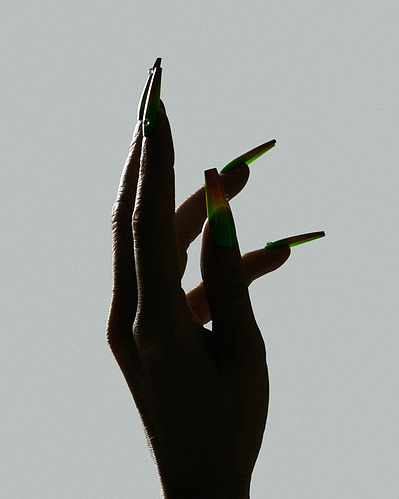 Lucy Leroy Photographe 
lucyleroy.com
@lucy_leroy_marie
Fashion photography; Close up stylism, nails; nailsart;