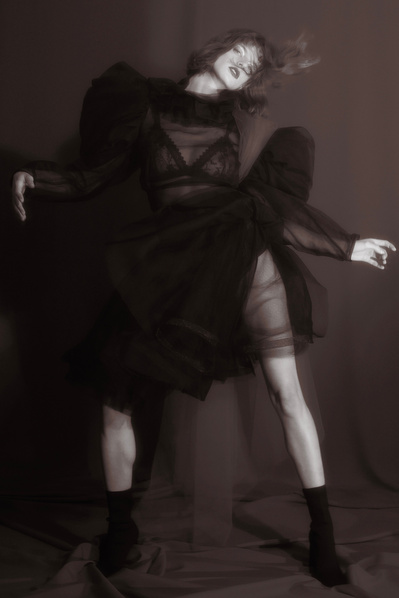 Lucy Leroy Photographe 
lucyleroy.com
@lucy_leroy_marie
Fashion photography; Model Agency, Stylism, Editorial photography, mannequin, designer, flou, paolo roversi