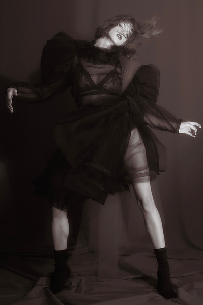Lucy Leroy Photographe 
lucyleroy.com
@lucy_leroy_marie
Fashion photography; Model Agency, Stylism, Editorial photography, mannequin, designer, flou, paolo roversi