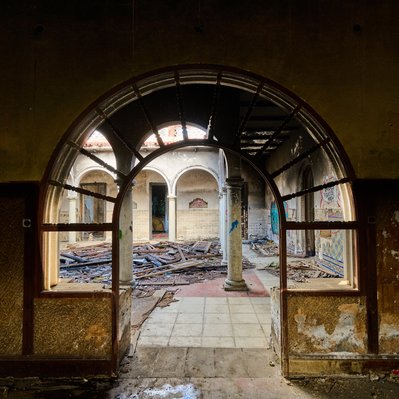 Gran Canaria landscape photograph featuring  an abandoned home