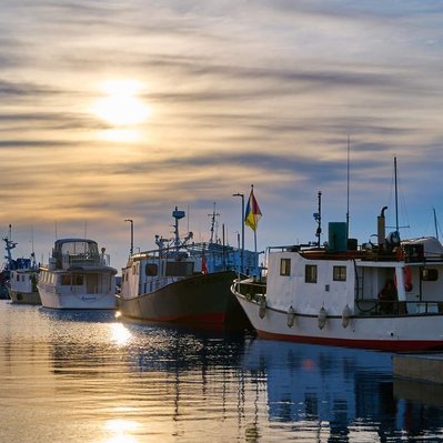 Gimli harbour sunrise with fishing boats.