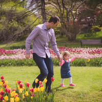 Spring family photos at Highland Park tulips, Rochester NY