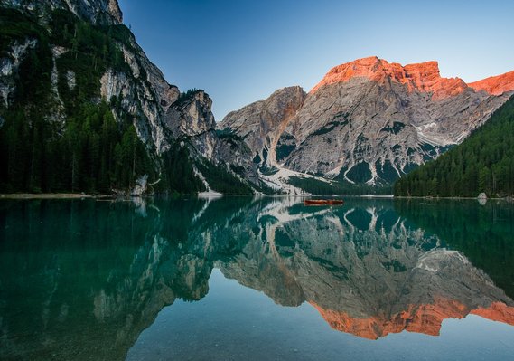 Lago di Braies, Pragser Wildsee, Dolomites, Italy