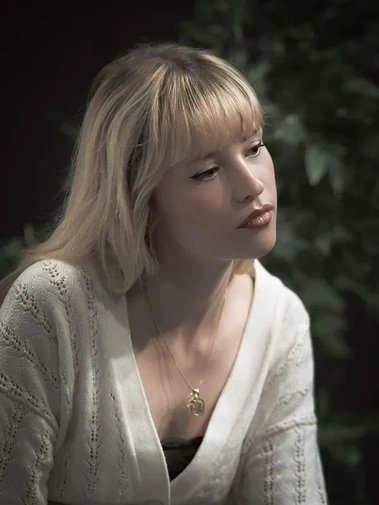 Portrait d'Angèle - Photographe Montreal