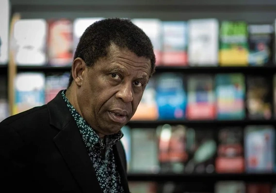 Portrait de Dany Laferrière - Photographe Montreal