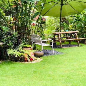 sitting area lunal alignment yoga koh-phangan thailand