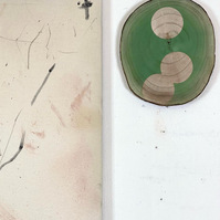 Chair et Glauque 3 (diptych), 2022 | Right: acrylic paint, acrylic spray, soft pastel, oil pastel and charcoal on raw cotton, 160 x 120 cm | Left: acrylic spray on raw birchwood, 34 x 29 cm