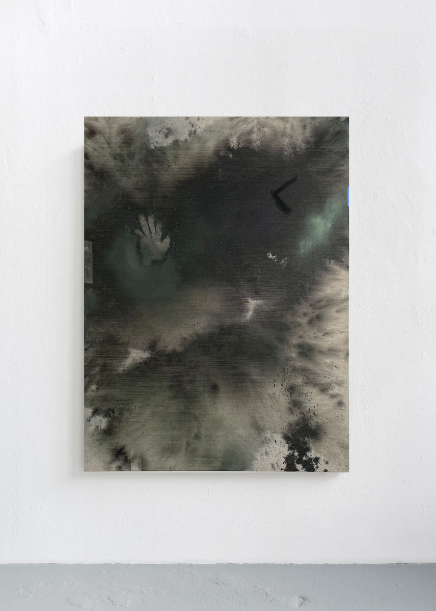 Schwarzgrün 5, 2022 | Acrylic paint, acrylic spray, soft pastel, oil pastel, and charcoal on raw cotton | 160 x 120 cm