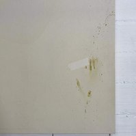 Tache noire fendue 2, 2022 | Acrylic paint, acrylic spray, soft pastel, oil pastel, and charcoal on raw cotton | 160 x 120 cm