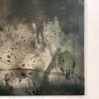 Schwarzgrün 2, 2022 | Acrylic paint, acrylic spray, soft pastel, oil pastel, and charcoal on raw cotton | 200 x 150 cm