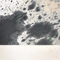Tache noire fendue, 2022 | Acrylic paint, acrylic spray, soft pastel, oil pastel, and charcoal on raw cotton | 130 x 80 cm