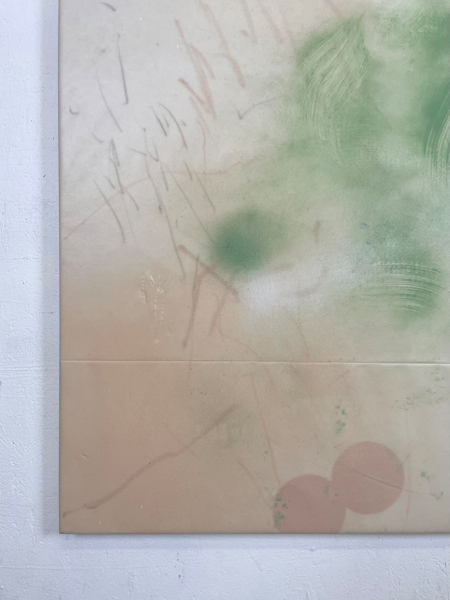 Plastique perforé 3, 2022 | Acrylic paint, acrylic spray, soft pastel, oil pastel, charcoal, and plastic foil on raw cotton | 160 x 120 cm