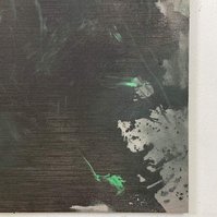Schwarzgrün, 2022 | Acrylic paint, acrylic spray, soft pastel, oil pastel, and charcoal on raw cotton | 200 x 150 cm