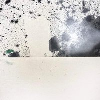 Tache noire fendue, 2022 | Acrylic paint, acrylic spray, soft pastel, oil pastel, and charcoal on raw cotton | 130 x 80 cm