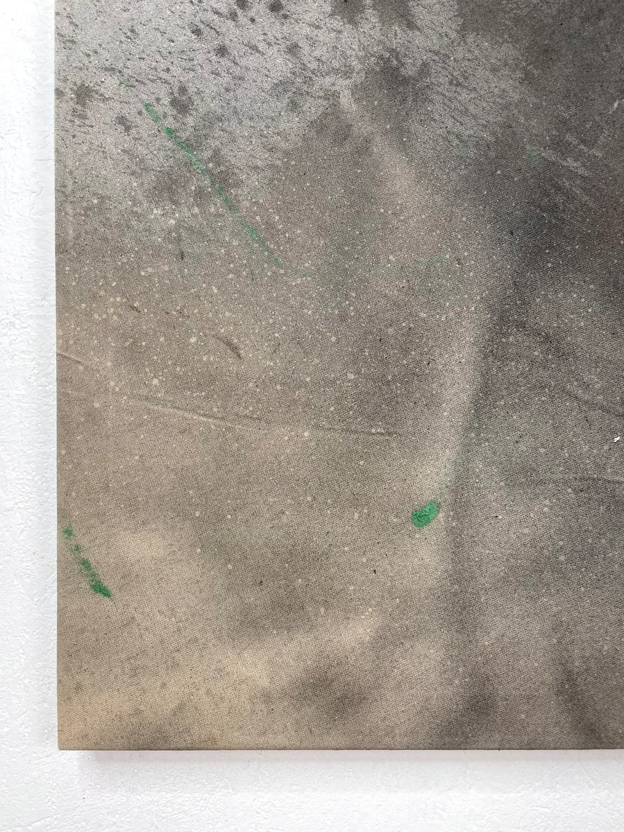 Bande inversée, 2022 | Acrylic paint, acrylic spray, soft pastel, oil pastel, and charcoal on raw cotton | 130 x 80 cm