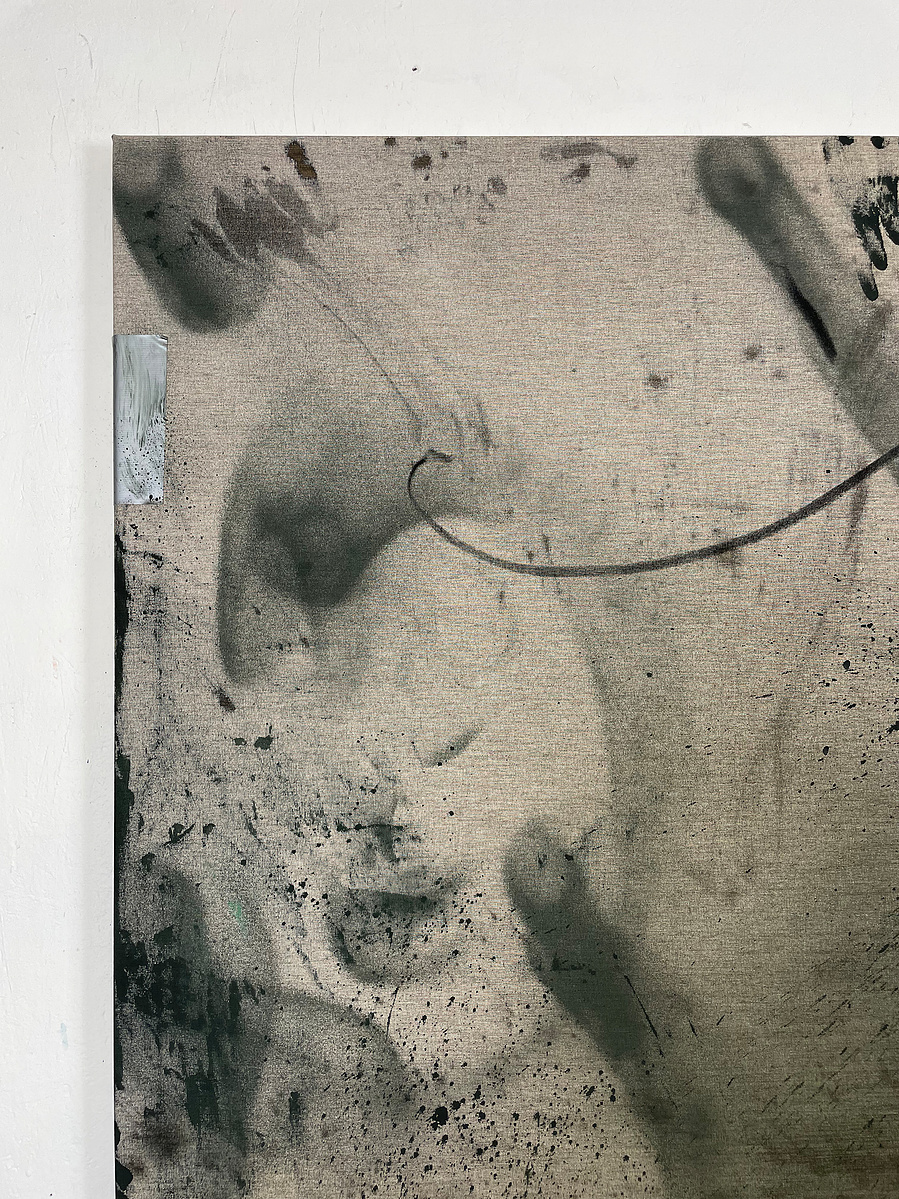 Schwarzgrün, 2022 | Acrylic paint, acrylic spray, soft pastel, oil pastel, and charcoal on raw cotton | 200 x 150 cm