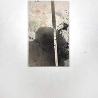 Alejandro Javaoyas - Bande inversée, 2022 | Acrylic paint, acrylic spray, soft pastel, oil pastel, and charcoal on raw cotton | 130 x 80 cm