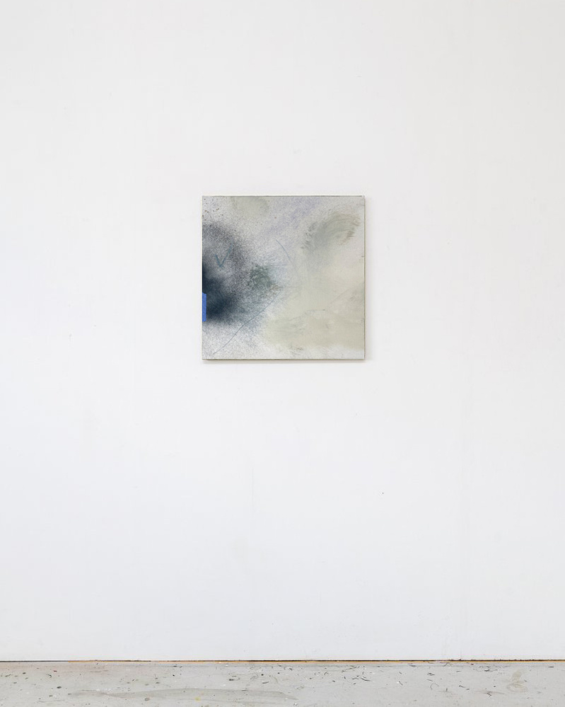 Alejandro Javaloyas - Estudi 1, 2022 | Acrylic paint, acrylic spray, soft pastel, oil pastel and charcoal on plywood | 40 x 40cm