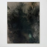Alejandro Javaloyas - Schwarzgrün 3, 2022 | Acrylic paint, acrylic spray, soft pastel, oil pastel, and charcoal on raw cotton | 200 x 150 cm