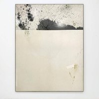 Alejandro Javaoyas - Tache noire fendue 2, 2022 | Acrylic paint, acrylic spray, soft pastel, oil pastel, and charcoal on raw cotton | 160 x 120 cm