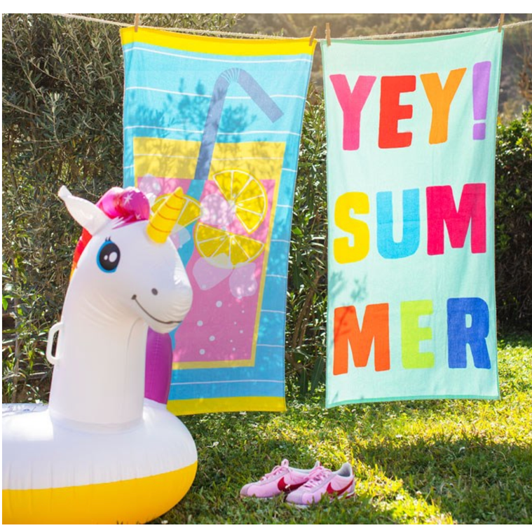 kristina bjerkek sommer print nille picnic teppe