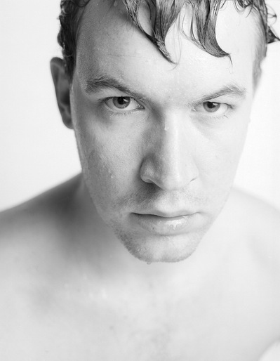 Photo Stéphane Coutelle
French photographer Paris
beauty, nude, fine art, flower, art print 
éditions La Belle Étoile*
beauty photographer, cosmetic, beauté
Me myself and I, autoportraits