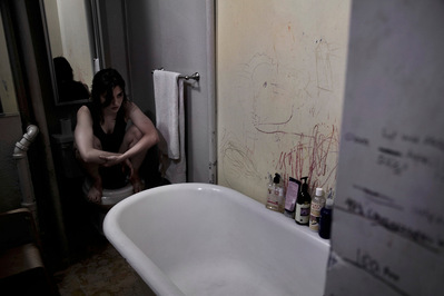 Photo Stéphane Coutelle
French photographer Paris
beauty, nude, fine art, flower, art print 
éditions La Belle Étoile*
beauty photographer, cosmetic, beauté
nuit, Insomnies, Damiani editore