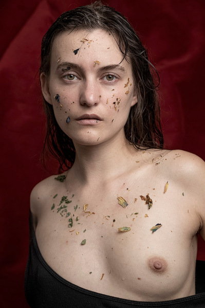 Photo Stéphane Coutelle
French photographer Paris
beauty, nude, fine art, flower, art print 
éditions La Belle Étoile*
beauty photographer, cosmetic, beauté
